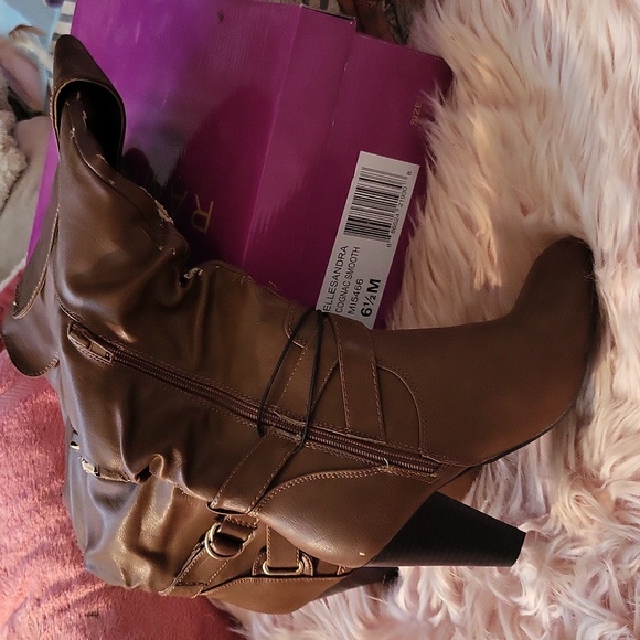 Brand New VINTAGE RAMPAGE KNEE-HI BOOTS-6.5 - Picture 2 of 6